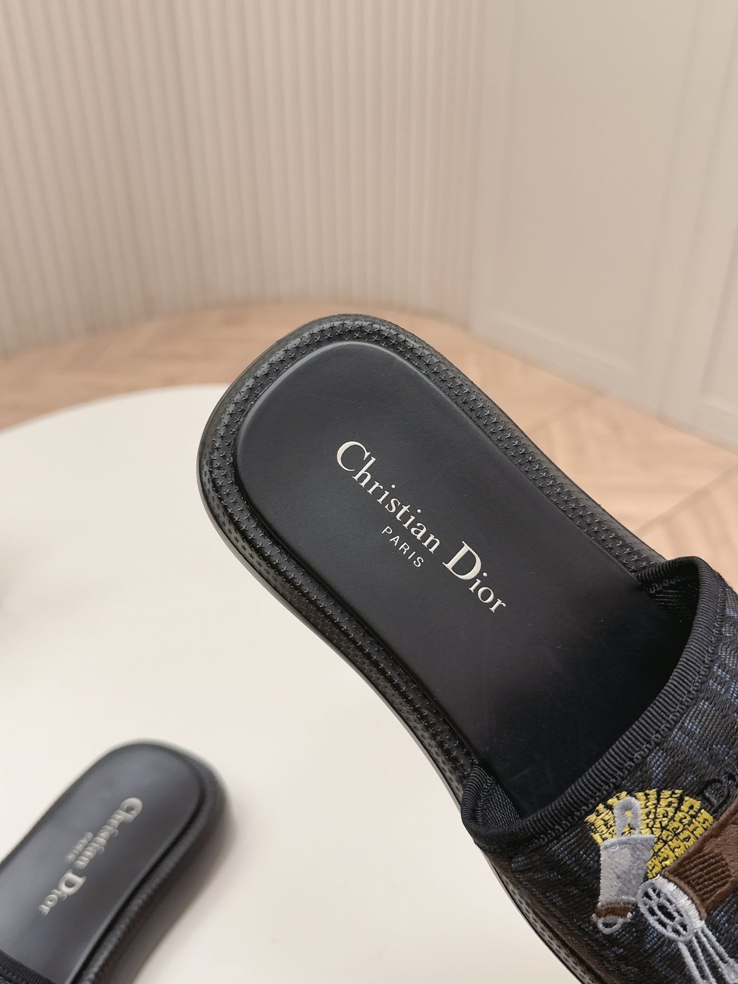 CD 26s Slippers Black Canvas Lambskin 643805