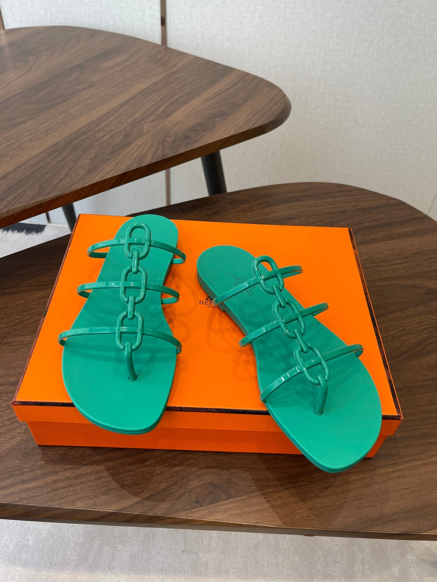 HM 26ss Pig Nose Sandals Green Rubber 624768
