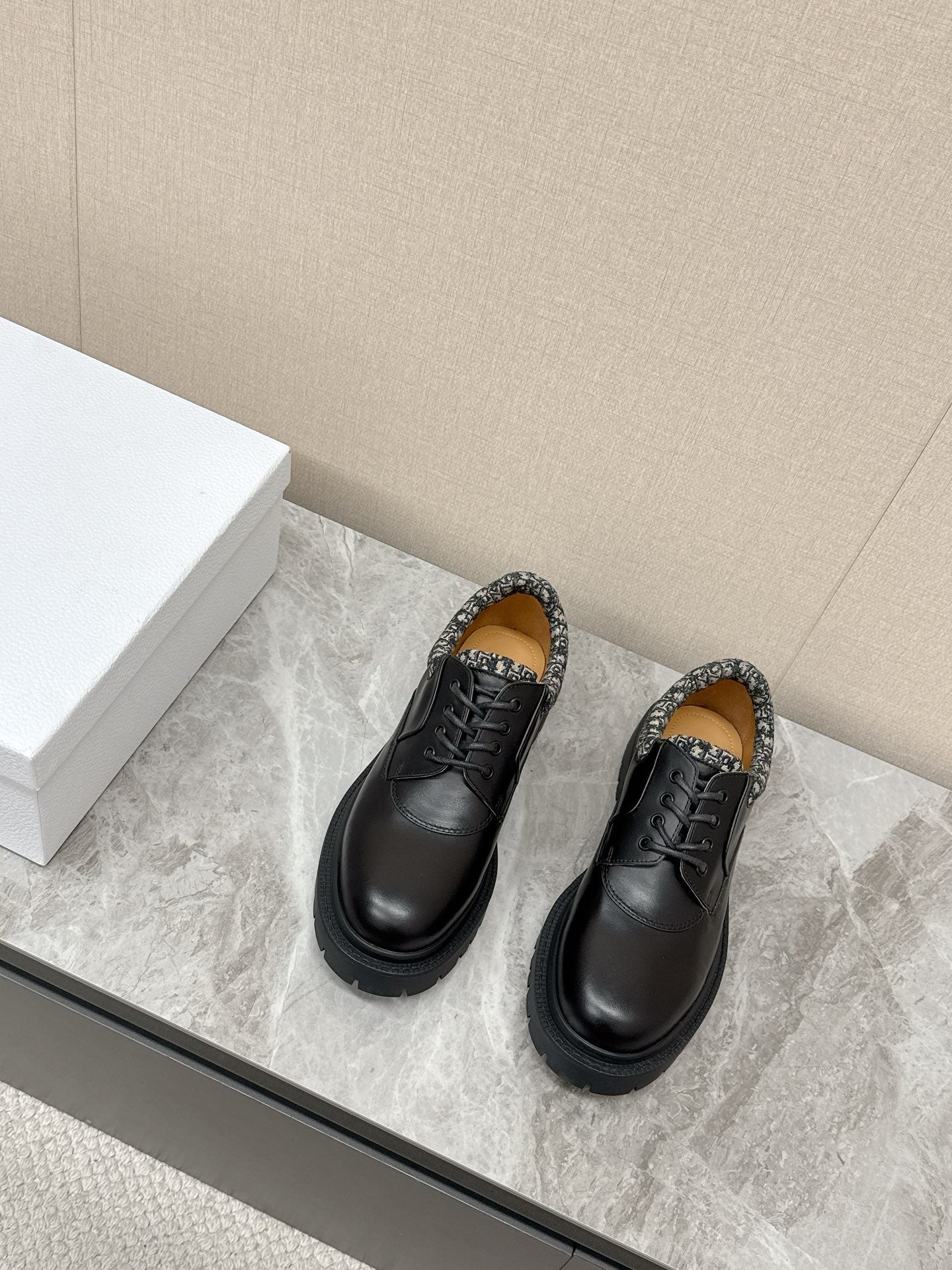 CD 26 Vintage Loafers Oblique Jacquard Black Calfskin 608798