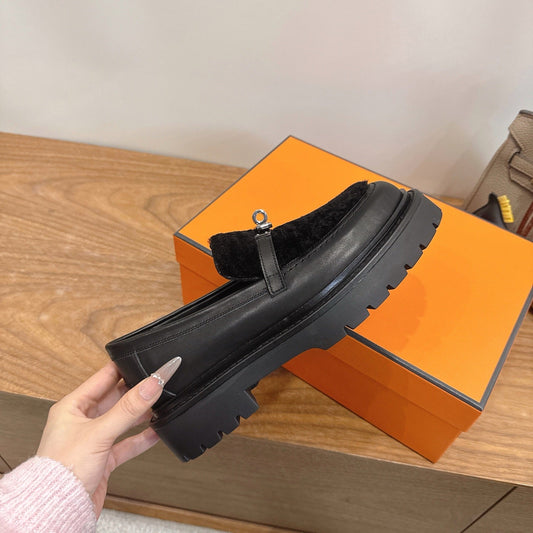 HM 26ss Loafers Black Wool Calfskin 638437