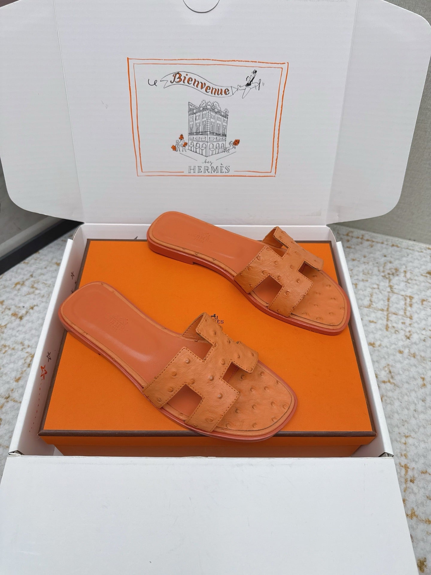 HM 26ss Oran Sandals Orange Ostrich Leather 625093