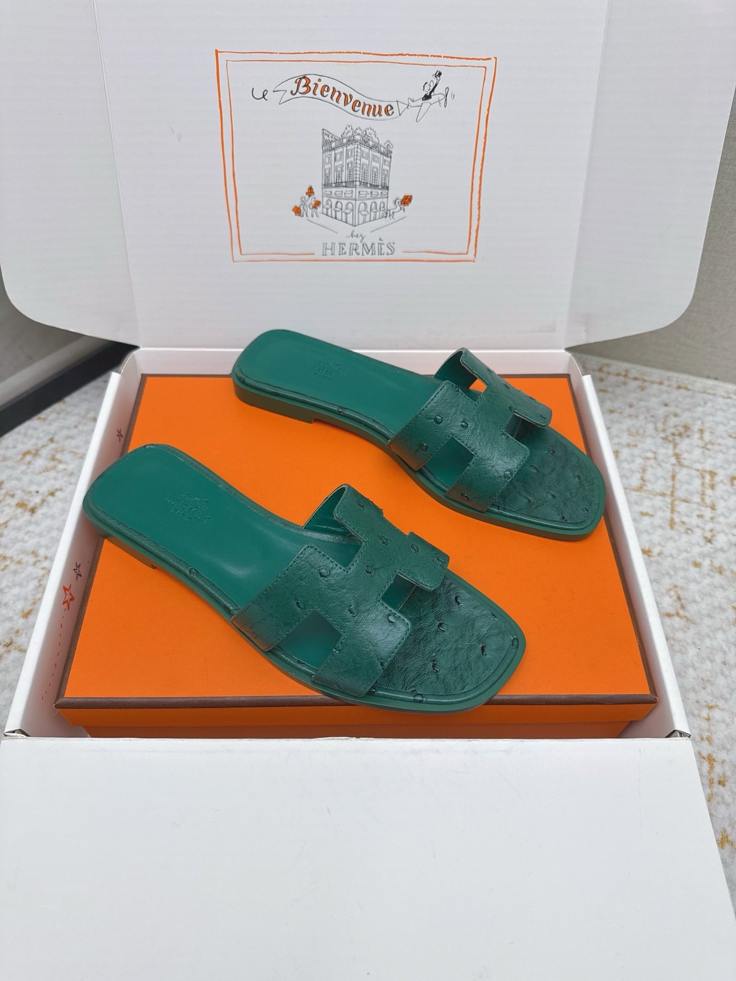 HM 26ss Oran Sandals Forest Green Ostrich Leather 625108