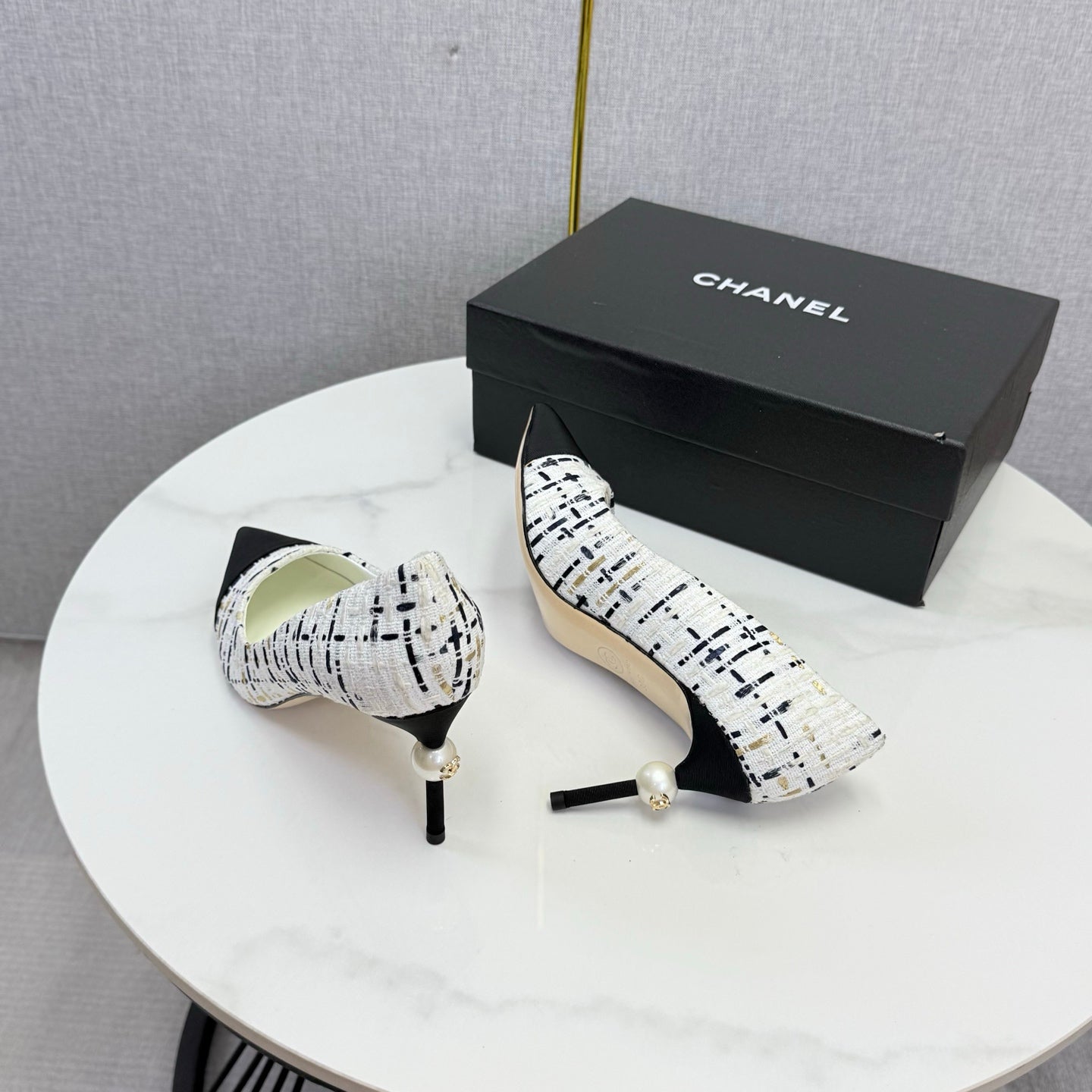 Chanel 2026 Pumps 85mm Tweed Pearl White Black 801952