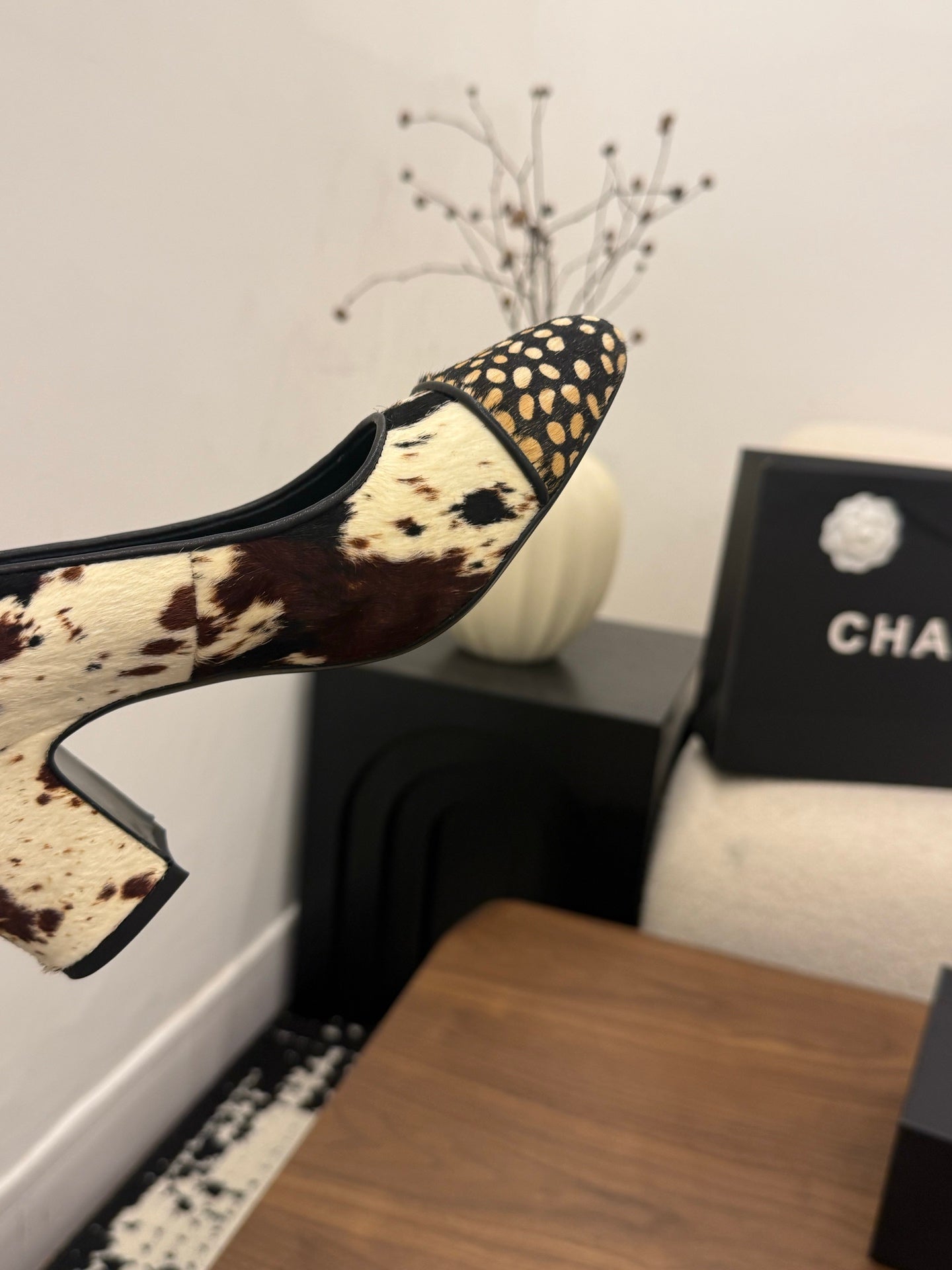 Chanel 2026 Pump Black White Brown Horsehair Calfskin 686502