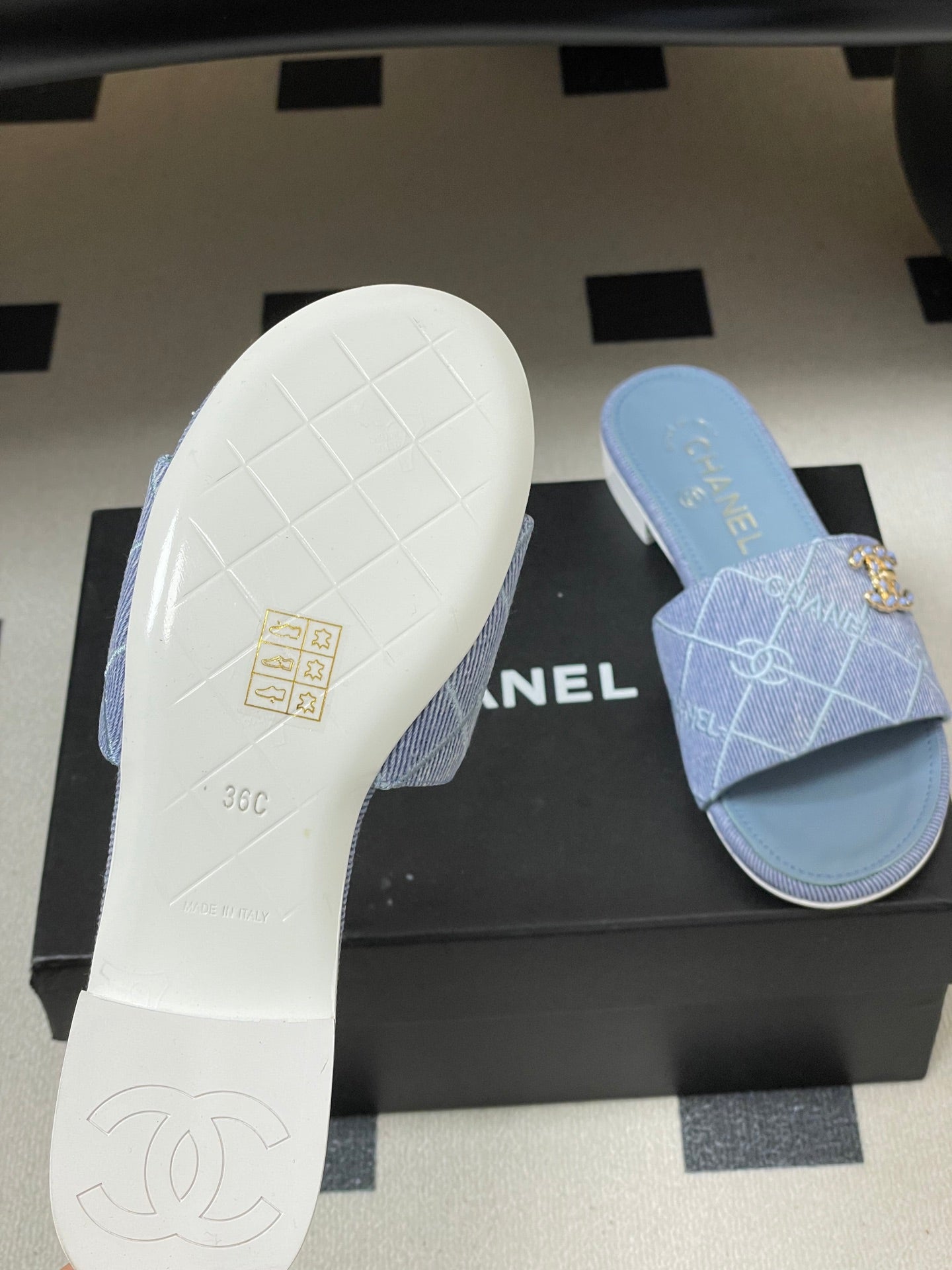 CC 26s Flat Sandals Blue Canvas Sheepskin Double C 649506