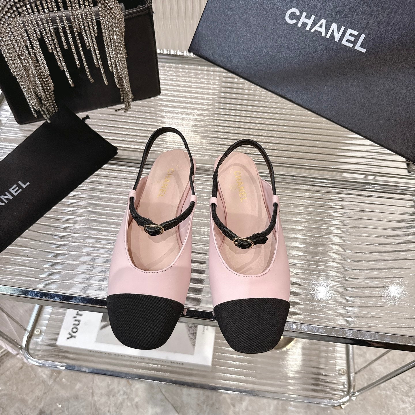 CC 2026 Retro Sandals Light Pink Black Sheepskin 668078
