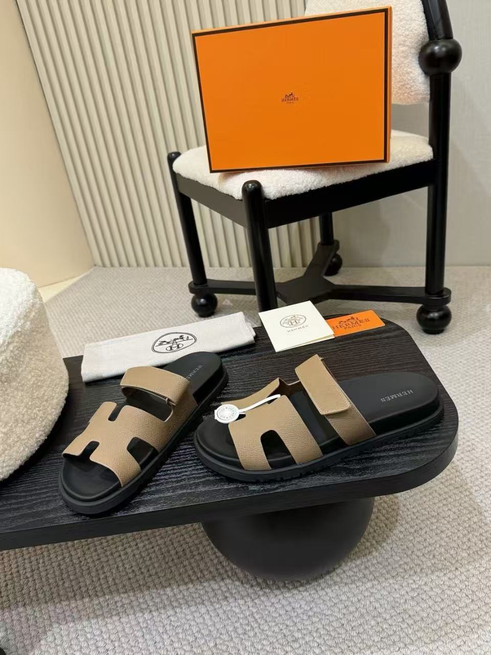 Hermes 2026 Chypre Sandal Beige mix Black Cowhide