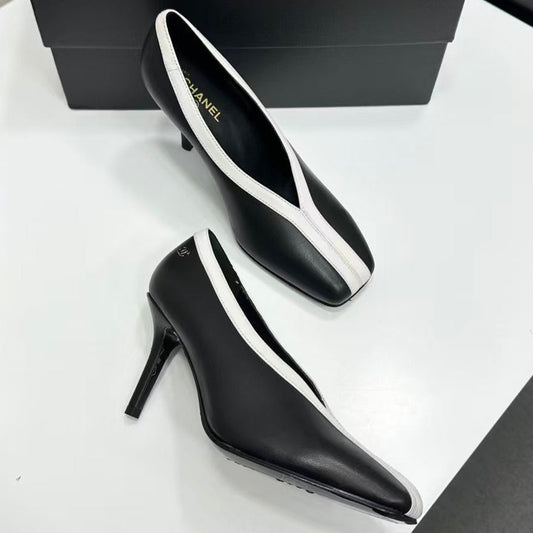 Chanel 2026 Pump 95mm Black White Lambskin