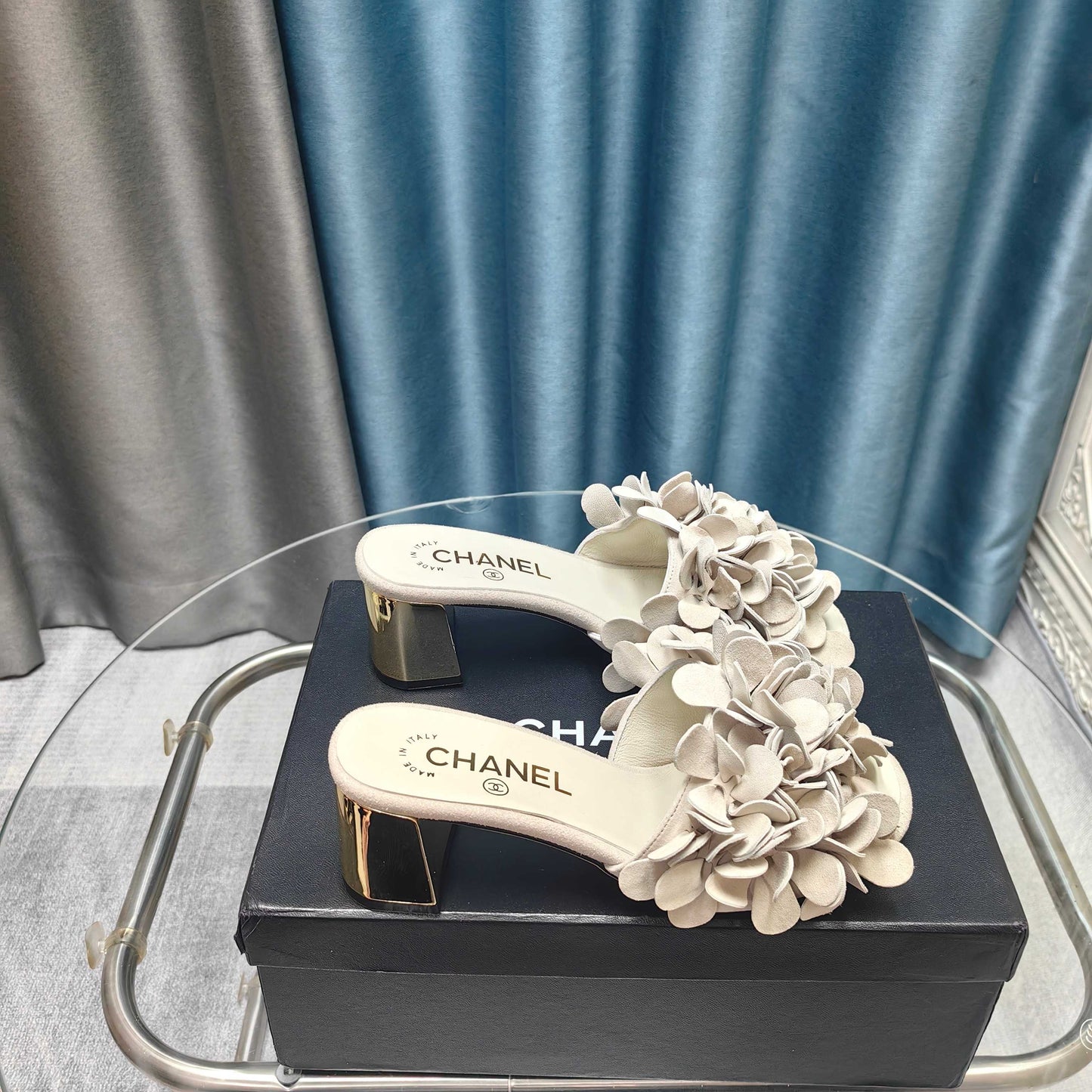 Chanel 2026 Floral Sandal Suede Sheepskin 710701