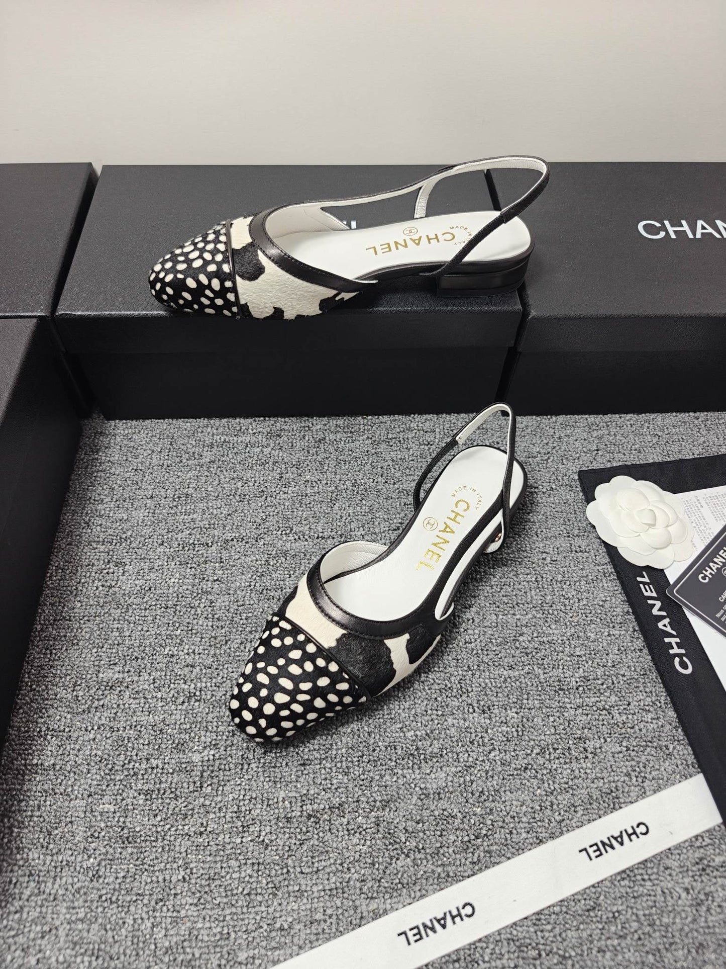 Chanel 2026 Slingback Black White Horsehair Calfskin 696631