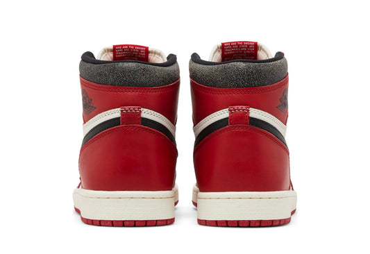 Air Jordan 1 Retro High OG Chicago Sneakers - Hall of Fame
