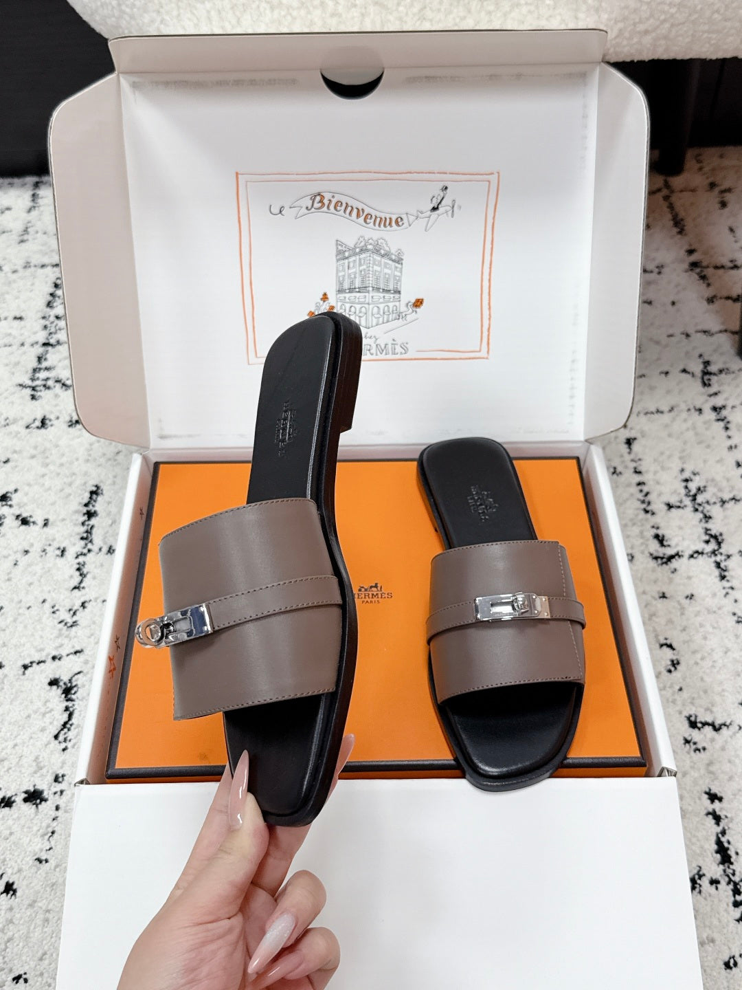 Hermes 2026 Giulia Sandal Calfskin