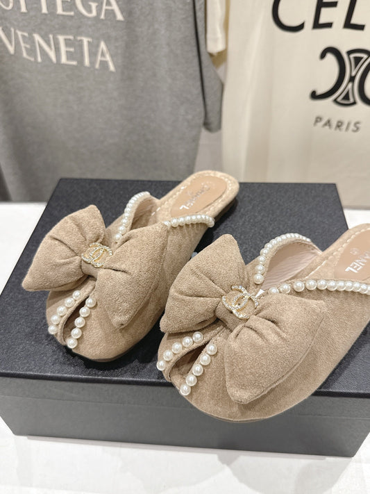 Chanel 2026  Pearl Bow Flat Slipper Suede Sheepskin 713038