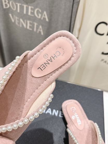Chanel 2026  Pearl Bow Flat Slipper Suede Sheepskin 713038