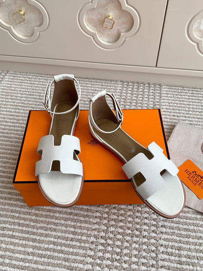 HM Sandal Grained Calfskin ide 858911
