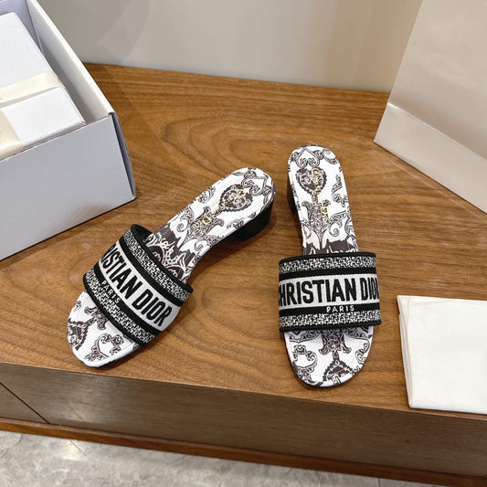 CD 26s Embroidered Sandals Canvas Cowhide 685577