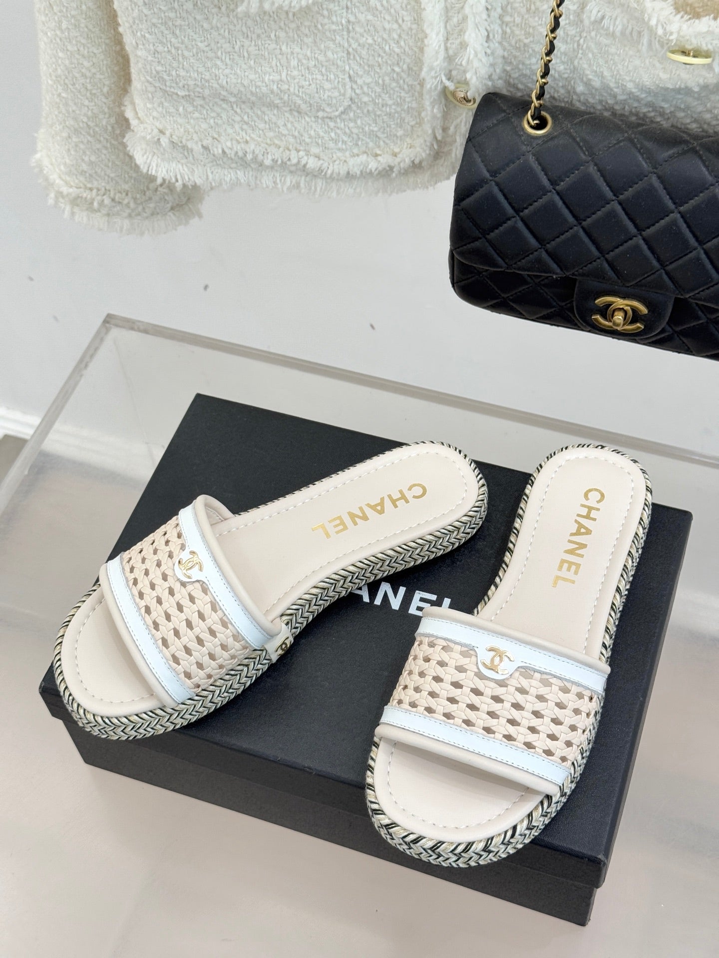 CC 2026 Slippers Double C Woven Lambskin