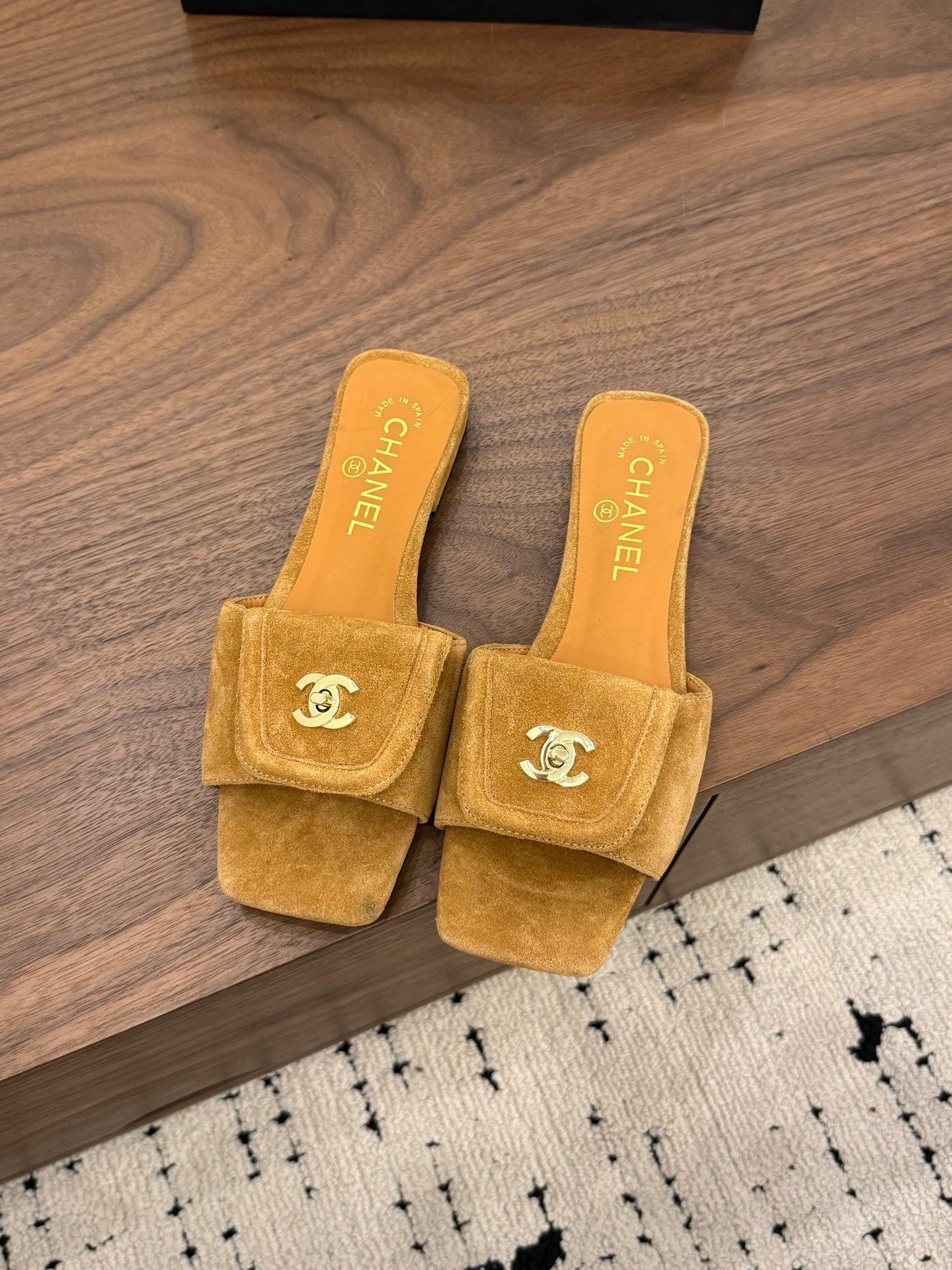 Chanel 2026 Double C Buckle Square Toe Slipper 857303