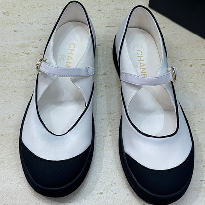 Chanel 2026 Flat Round Toe Loafers Sheepskin 830429