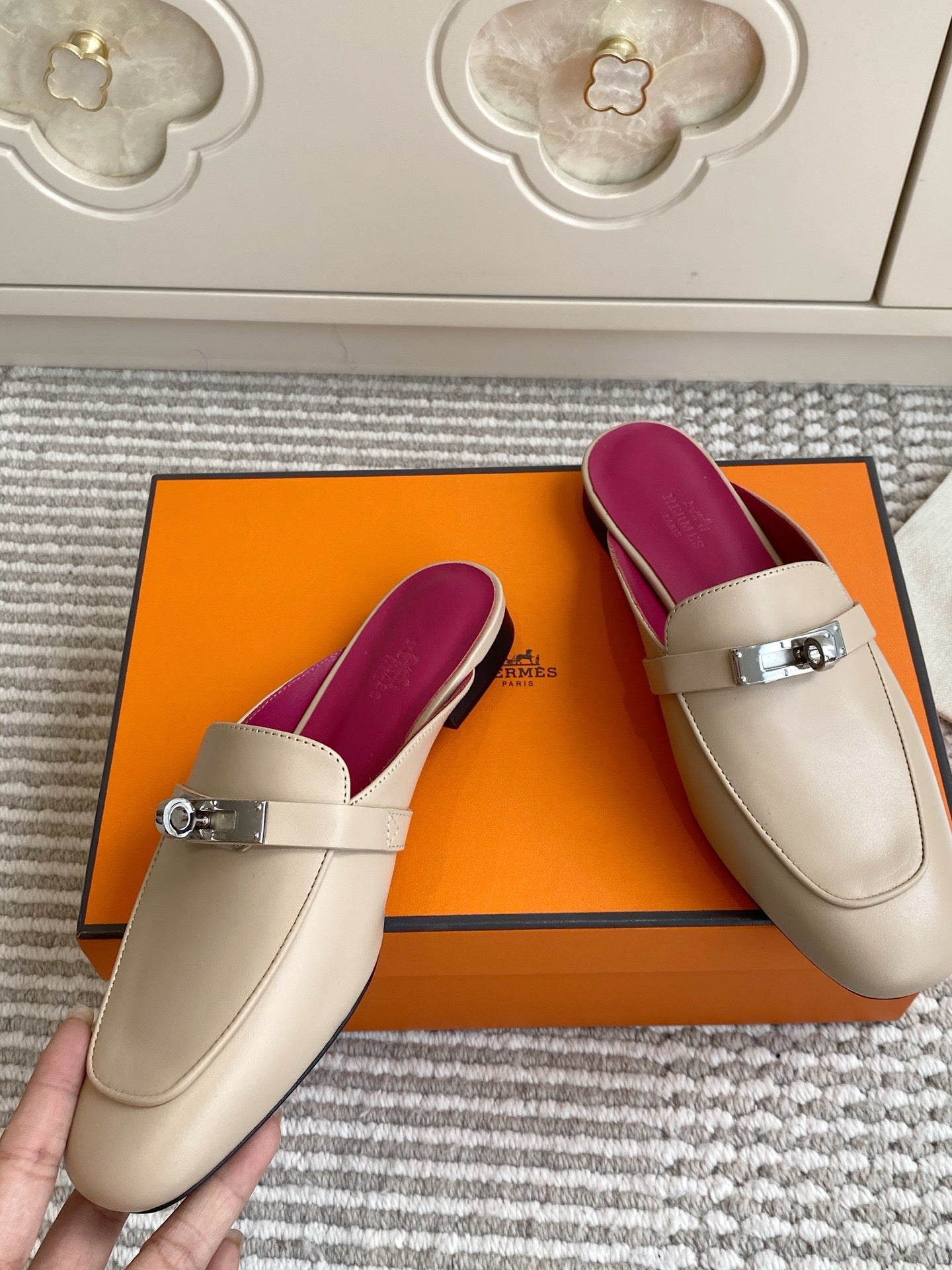HM Oz Mules Calfskin 858870
