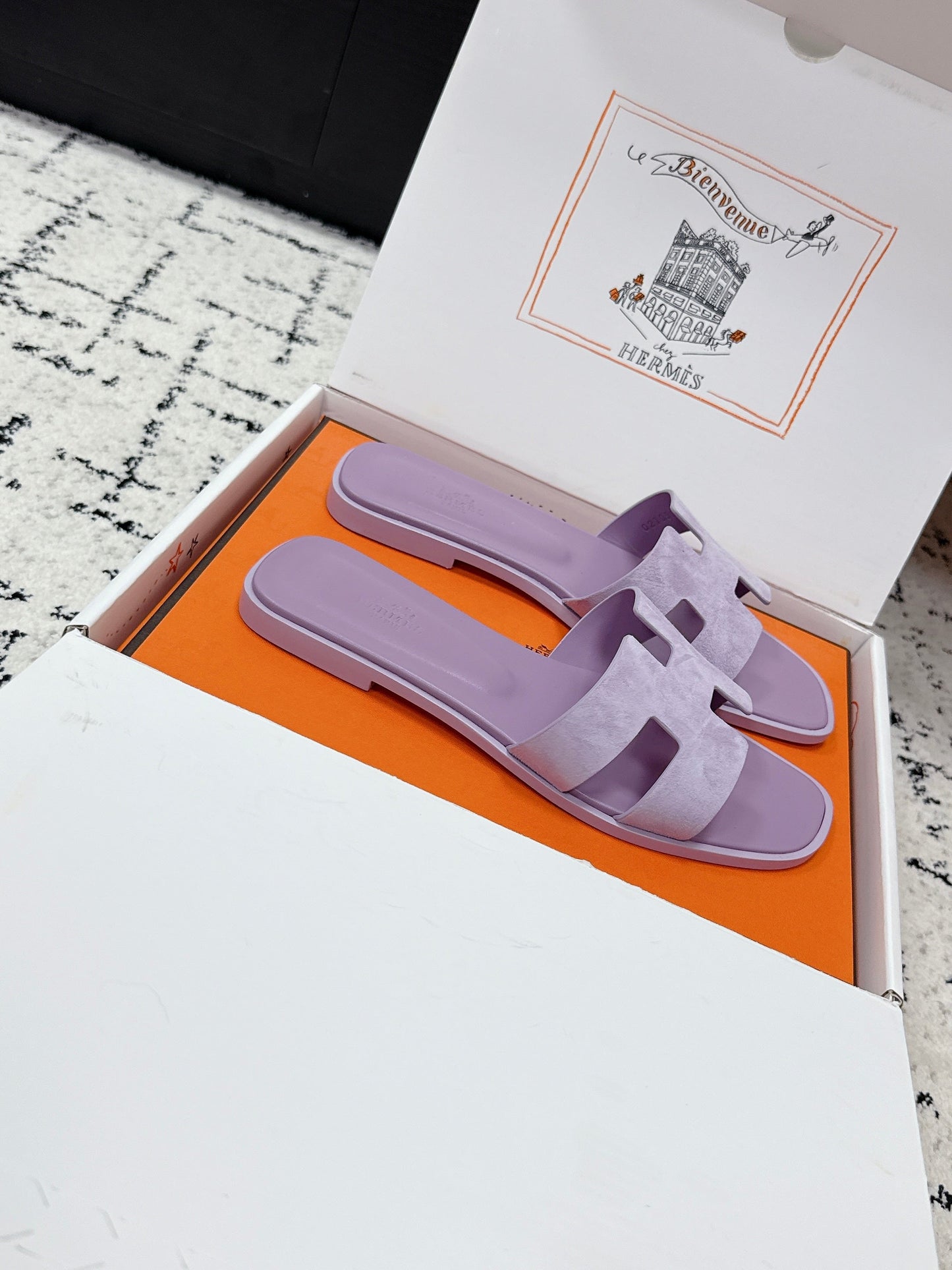HM 26ss Oran Sandals Purple Suede 617188