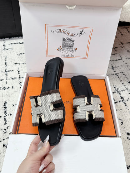 HM 26ss Oran Sandals Black White Brown Canvas Cowhide 617214