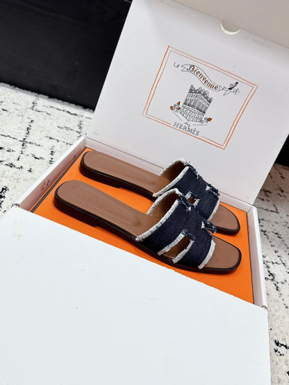 HM 26ss Oran Sandals Dark Brown Canvas Cowhide 617217