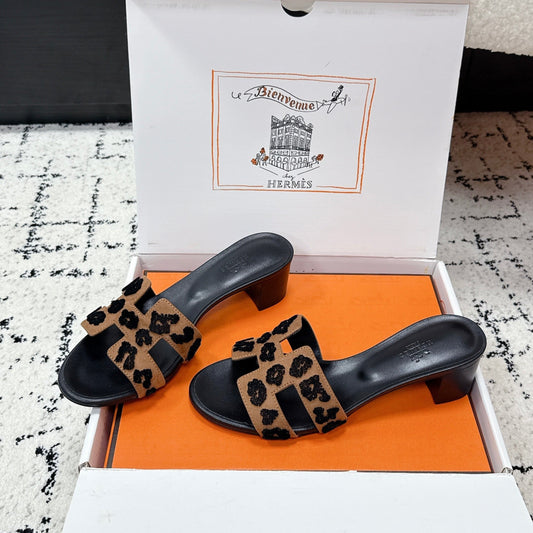 HM 26ss High-Heeled Sandals 50 Black Brown Suede Cowhide 617227