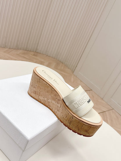 CD 26s  Platform Sandals 85 White Cowhide 643777