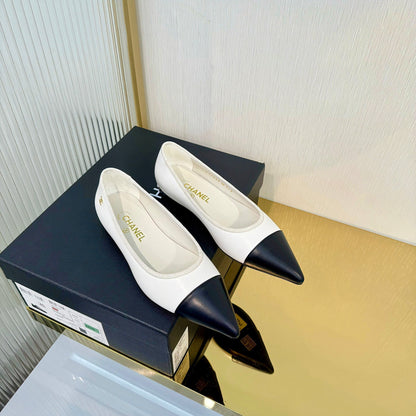 CC 2026 Ballet Flats White Black Sheepskin 668123