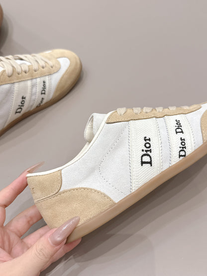 CD 26A Casual Sneakers Suede