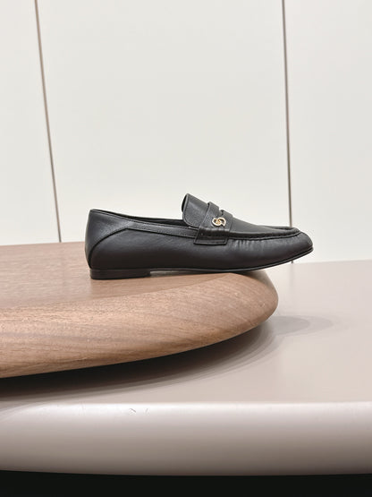 CD 26A Loafers Black Cowhide Leather 738310