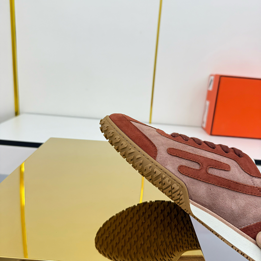 HM 2026 Casual Sneakers Rust Brown Suede 667356