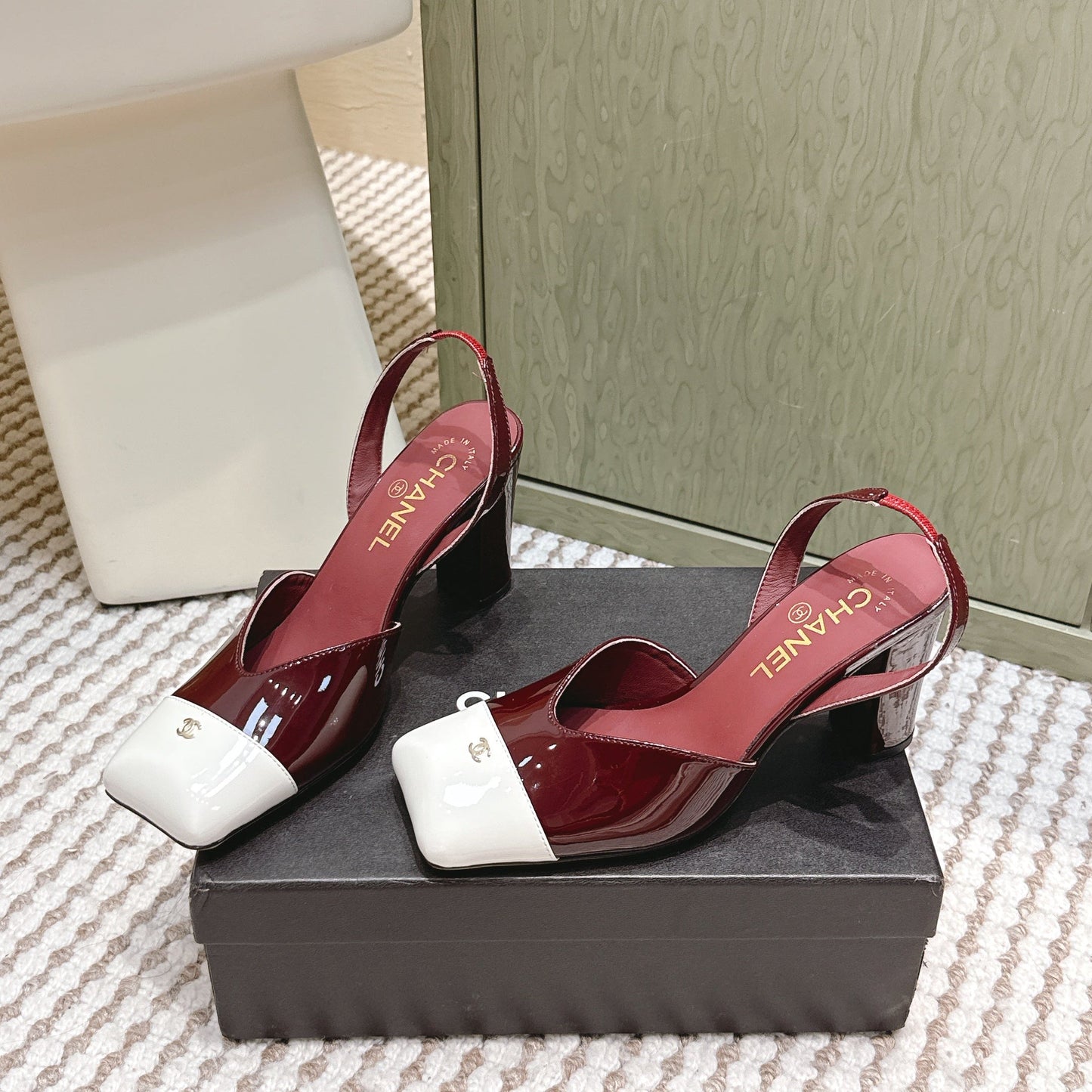 CC 26s Mary Jane Sandals 90mm Patent Leather Sheepskin