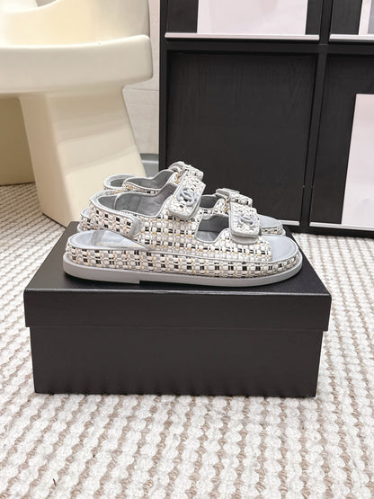 CC 26s Sandals Gray White Beige Leather 632403