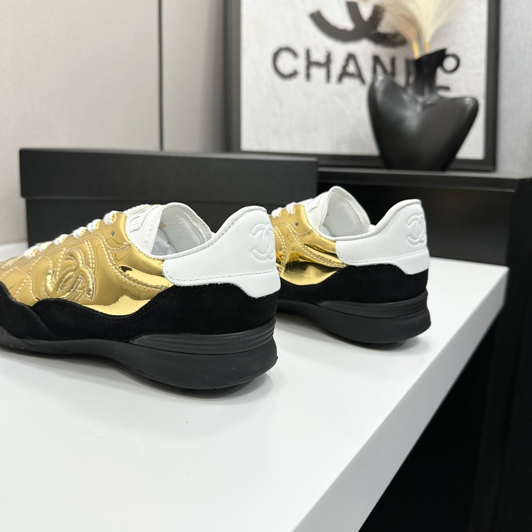 CC 26s Casual Sneakers Black Gold Suede Cowhide 626456