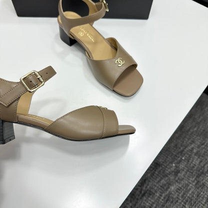 CC 2026 Mary Jane Sandals 45 Taupe Cowhide 668113
