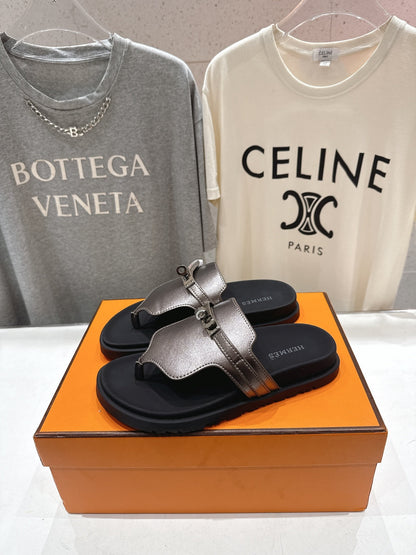 HM 26ss Sandals Black Sliver Metallic Cowhide 641274