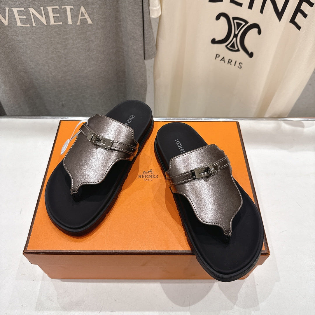 HM 26ss Sandals Black Taupe Metallic Cowhide 641274