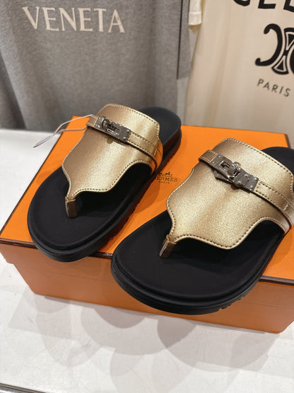 HM 26ss Sandals Black Champagne Gold Cowhide 641275