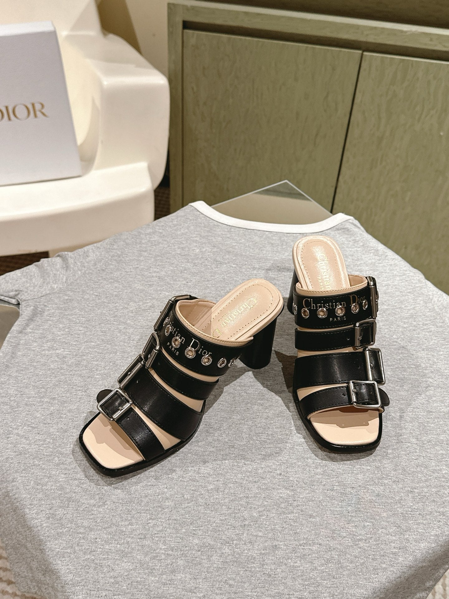 CD 26s High Heel Sandal 65 Black Beige Lambskin 661540