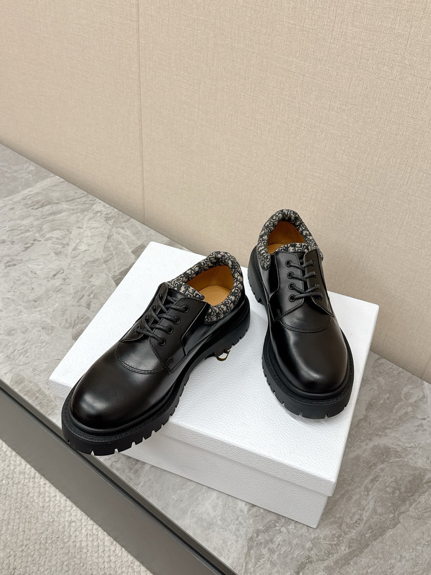 CD 26 Vintage Loafers Oblique Jacquard Black Calfskin 608798