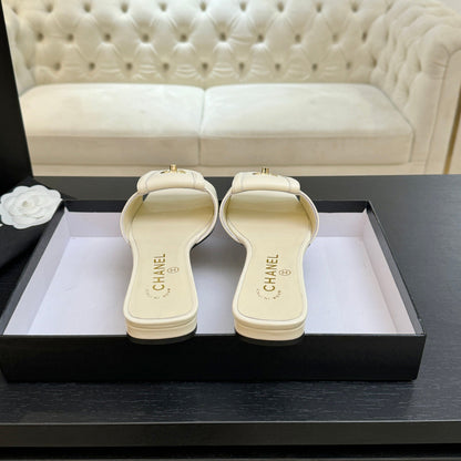 Chanel 2026  Double C Buckle Square Toe Slipper White Lambskin 673031