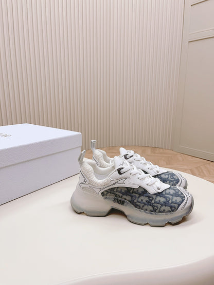 CD 26s Chrono Sneakers White Brown Canvas Rubber Mesh 643749