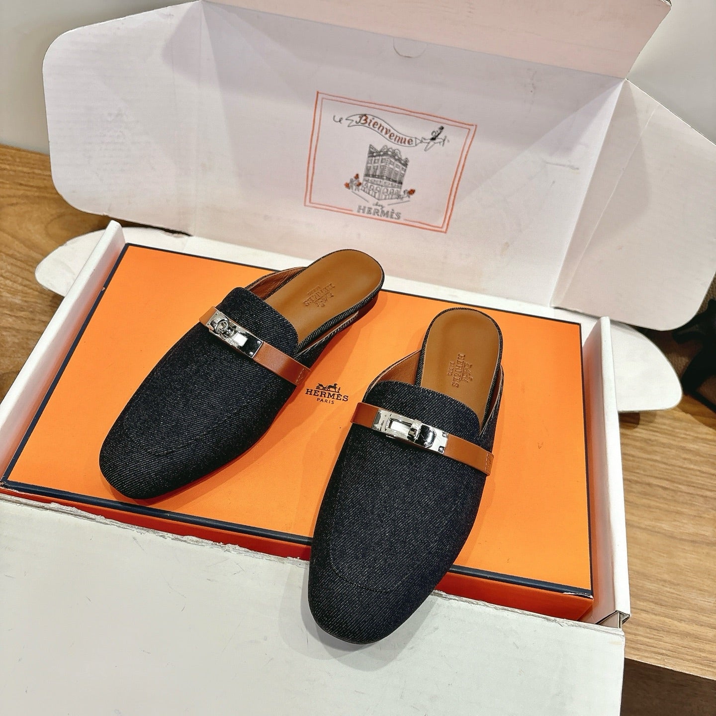 HM 26ss Mule Black Denim Calfskin Sliver Buckle 638477