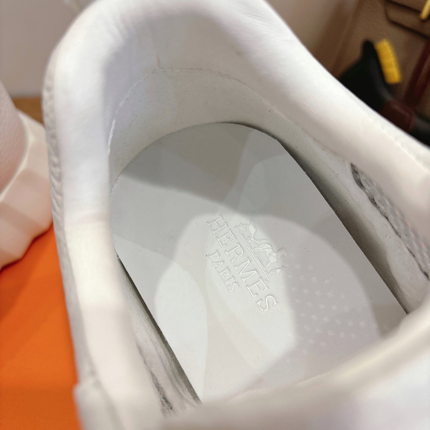 HM 26ss Sneakers White Gray Cowhide  Fabric 638567