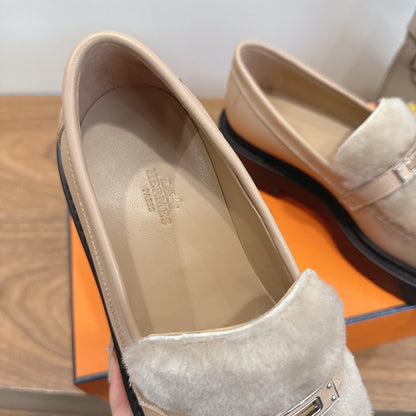 HM 26ss Loafers Dark Beige Wool Calfskin 638438
