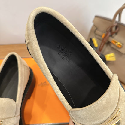 HM 26ss Loafers Beige Black Suede Calfskin 638440
