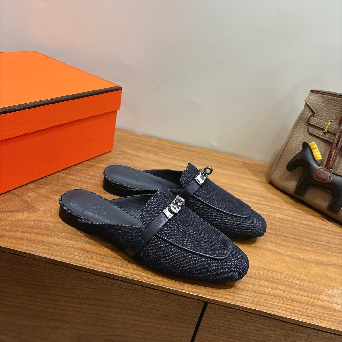 HM 26ss Mule Black Denim Calfskin 638478