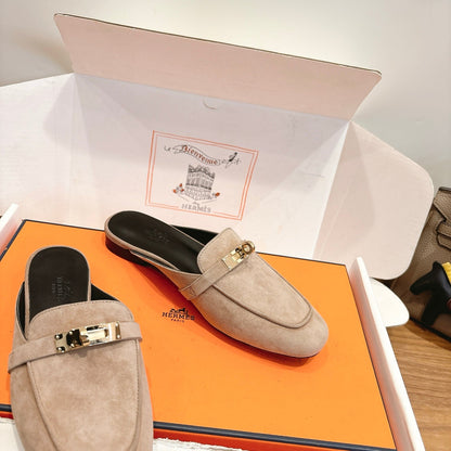 HM 26ss Mule Beige Black Suede Calfskin 638479